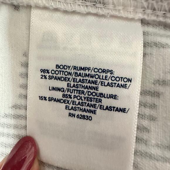 Lands End Floral Stripe Skirt Skort Black White Pull On Size 14 Tall - Picture 3 of 8